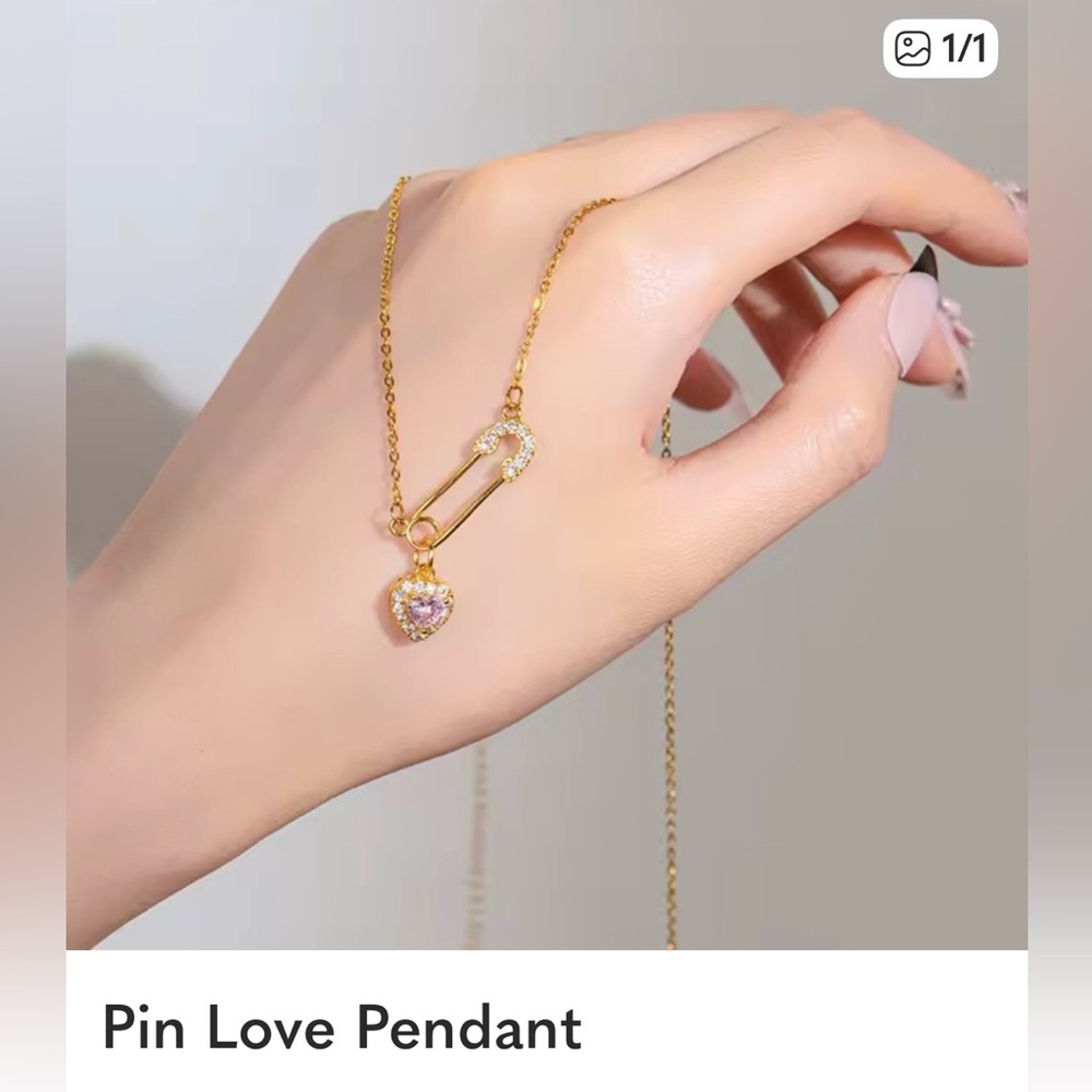 2 for 10$Gold and Pink Heart Pendant Necklace